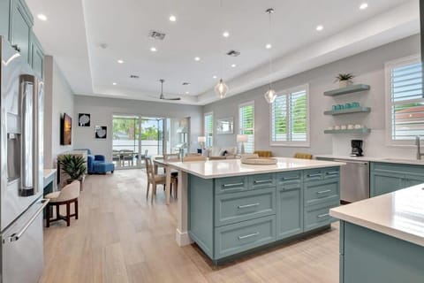 Timeless Sophistication Discover Coastal Chic Living Haus in Naples Park