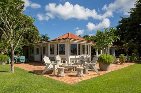 Sunny Vacation Villa No 94 Chalet in La Romana