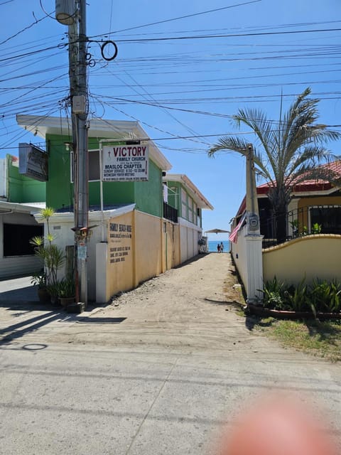 Casa Mira Coast Apartment with Motorbike Condo in Central Visayas
