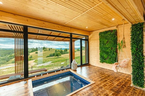 Hot Tub, Living room