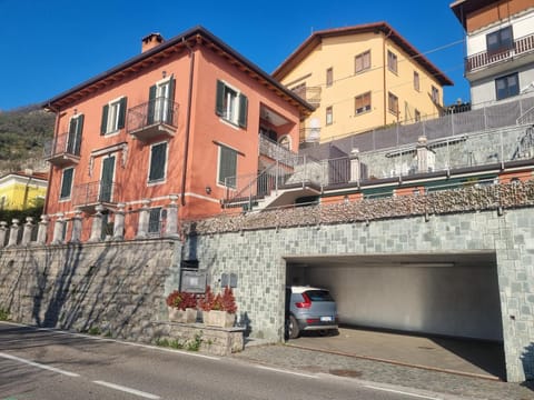 Villa Olcio - Al lago House in Mandello del Lario