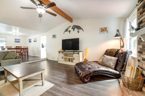 Pet-Friendly Reno Hideaway with Private Hot Tub! House in Reno