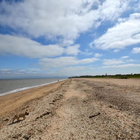 Pips Chalet in the Isle of Sheppey Chalet in Leysdown-on-Sea