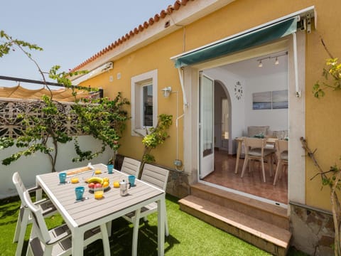 Garden, Dining area, Garden view