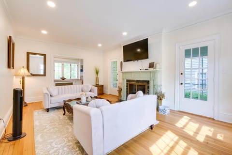 Cleveland Heights Retreat Close to Everything! House in Shaker Heights