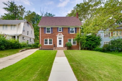 Cleveland Heights Retreat Close to Everything! House in Shaker Heights
