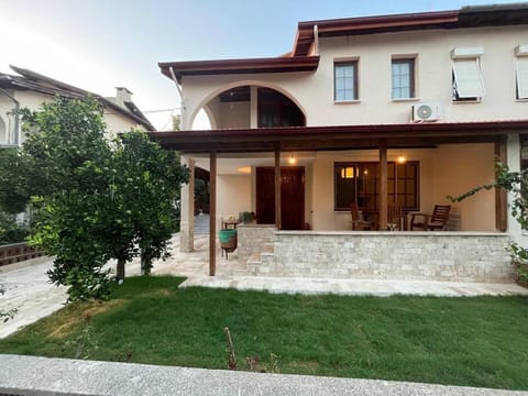 Pınar villa - near the AirPort and city Villa in Dalaman