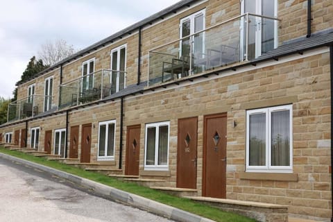 Property building, Day, Street view