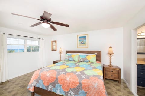 Beach Living at Moon Bay with SeaView Condo in Bodden Town