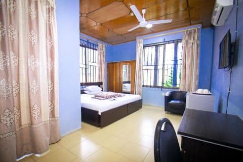 Kiverly Guest House Bed and Breakfast in Kumasi