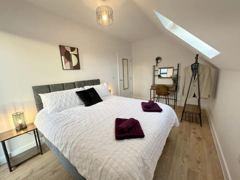 Stylish & Spacious Apartment Condo in Royal Tunbridge Wells