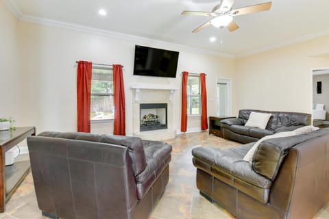 Fort Walton Beach Vacation Rental with Covered Patio Maison in Wright