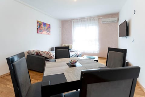 Aurora Apartman Apartment in Belgrade