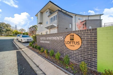 Tranquil Apartment in Green, Well Connected Suburb Eigentumswohnung in Molonglo Valley