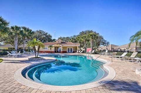 Family-Friendly Poinciana Condo with Pool Access! Apartment in Osceola County