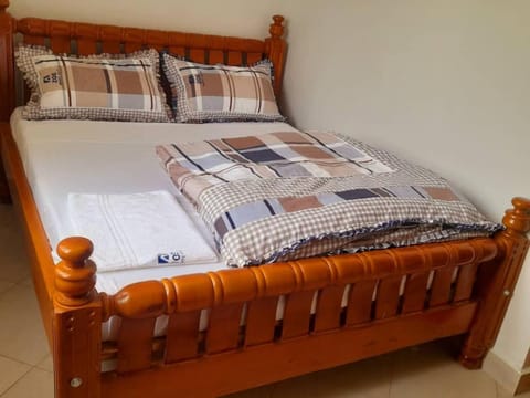 Zoe Heights Guest House Bed and Breakfast in Kampala