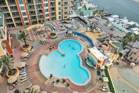 Emerald Grande W1021 Apartment in Okaloosa Island