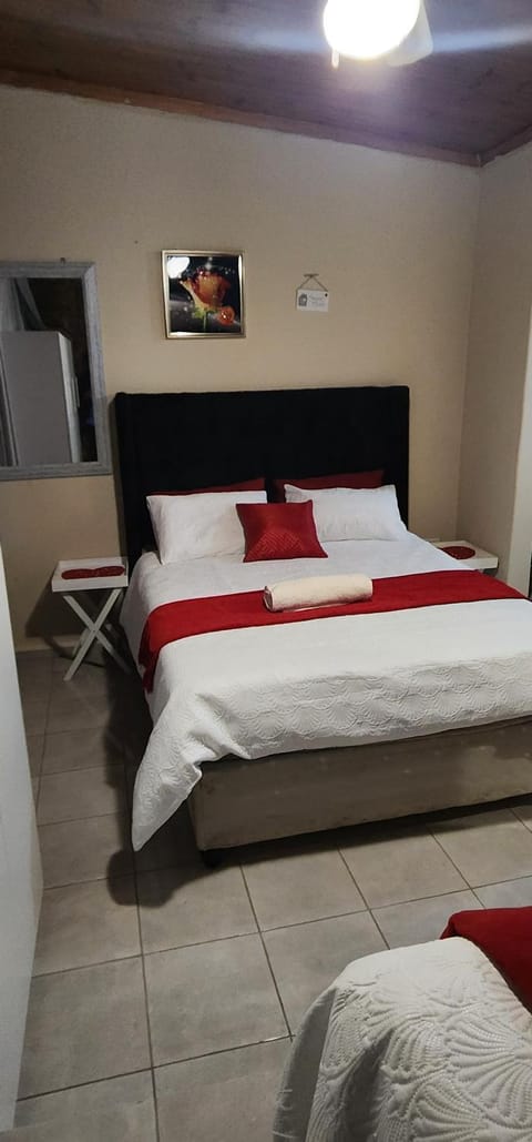 Zopry's Guest House Bed and Breakfast in Durban