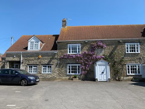 The Heritage Bed and Breakfast Bed and Breakfast in Weymouth