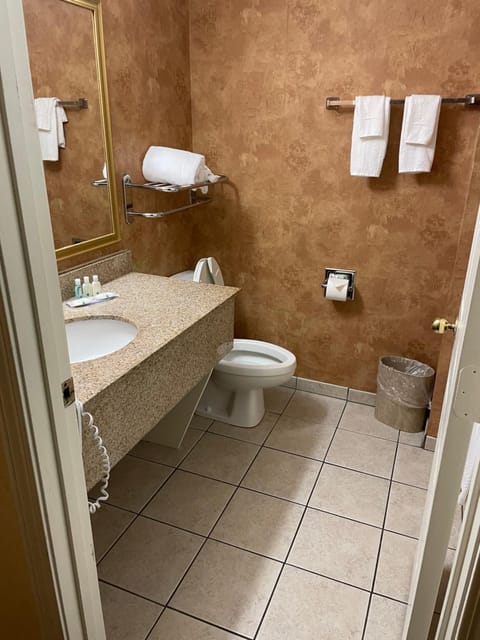 Quality Inn & Suites Hotel in Somerset