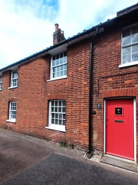 Kingfisher Cottage - Woodbridge House in Mid Suffolk District