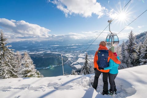 Ferienwohnung mit Seeblick - Ossiacher See Gerlitzen Apartment in Villach