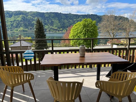 View (from property/room), Balcony/Terrace, Balcony/Terrace, Lake view