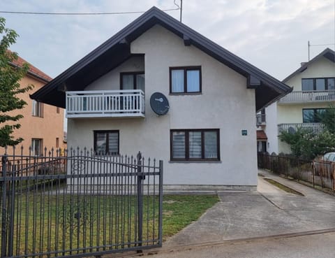 Property building, Street view