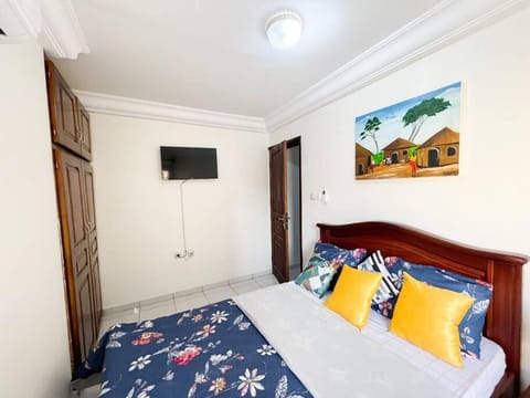 Appartement de Standing AKWA Condo in Douala