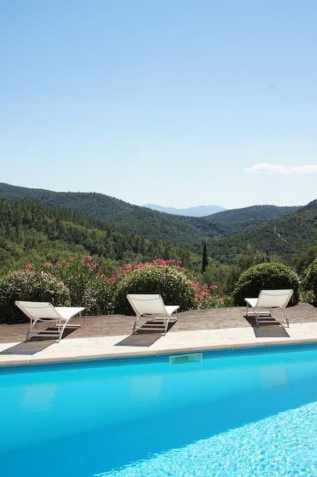 Balcony/Terrace, Swimming pool