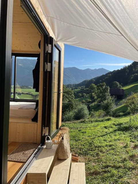 Tiny Cabin auf der Biofarm Hornen Cabin in St. Gallen, Switzerland