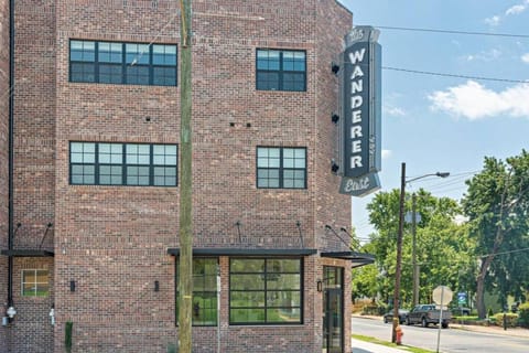 Hip New Condo near Broadway and Trendy East Nash with 5 Beds Condo in East Nashville