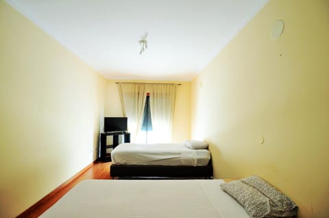 Suites & Apartments DP VFXira Hostel in Lisbon District