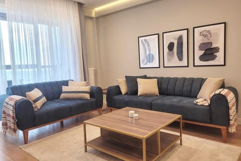 Relax Unwind Inviting 2br Apt, Cozy Interiors Appartamento in Istanbul