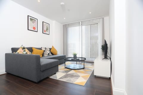 Luxury Apartments in Central Watford Condo in Watford