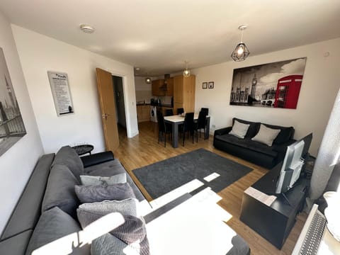 2 Bedroom Flat 1 stop from London Bridge Apartamento in London Borough of Southwark
