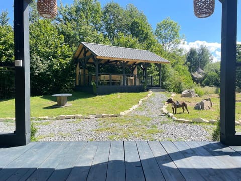 Riverside Caravan House in Cluj County