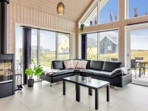Holiday Home Othinkarl - 100m from the sea in NW Jutland by Interhome Casa in Lønstrup
