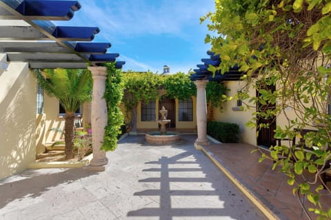 Agave Azul Villa in Baja California Sur
