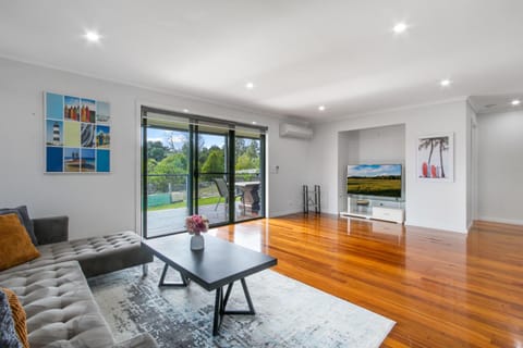 TV and multimedia, Living room