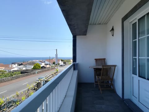 Balcony/Terrace, Bedroom, Garden view, Lake view, Sea view