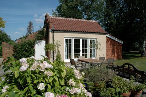 Field Cottage Bed and Continental Breakfast Bed and Breakfast in Breckland District