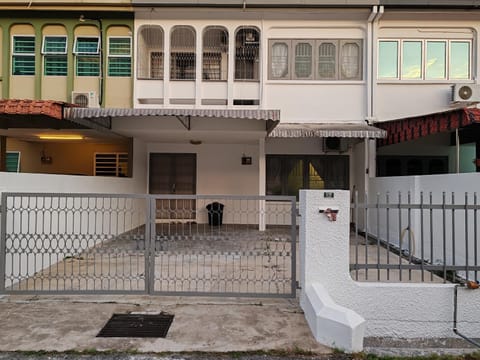 A Humble Abode Homestay By irainbow Haus in Ipoh