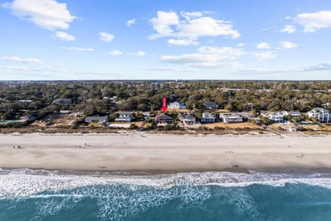 Property building, Natural landscape, Bird's eye view, Beach, City view, Sea view