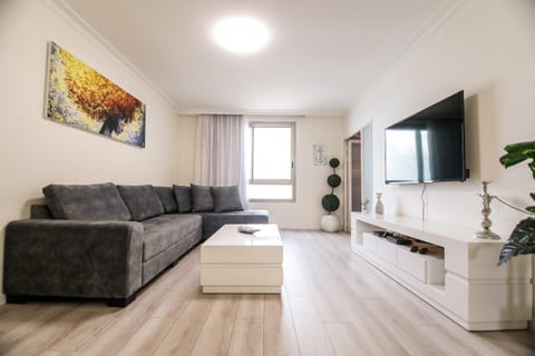 מלון דירות אלמוג Apartment in Haifa