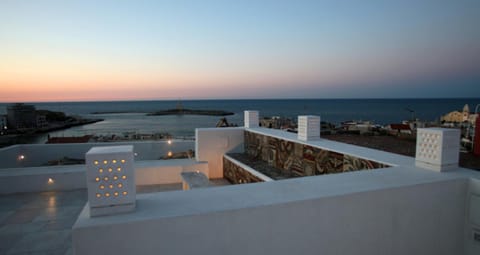 Property building, Balcony/Terrace, City view, Sea view, Breakfast