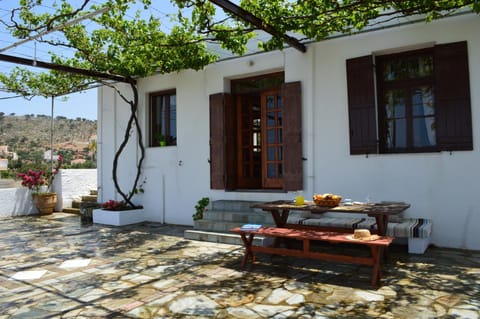 Villa Kapare House in Crete