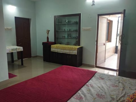 SHI's Private house ~ way 2 Adiyogi/Maruthamalai Haus in Coimbatore