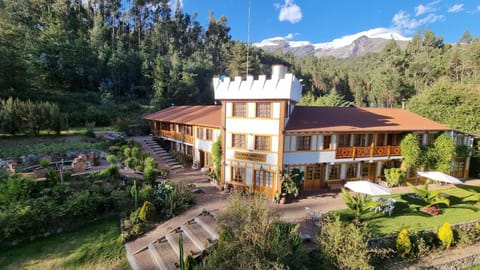 Property building, Garden, Mountain view