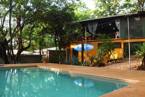 Casa Pura Vida Surf Hostel - Tamarindo Costa Rica Ostello in Tamarindo